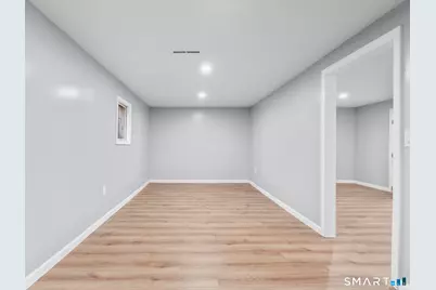 524 Broad Street, Bristol, CT 06010 - Photo 24