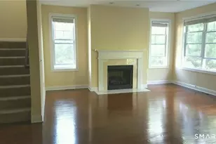 140 Kyles Way, Shelton, CT 06484 - Photo 4