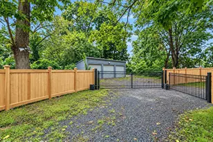 341 Ellsworth Rd, New Haven, CT 06511 - Photo 36