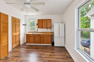 341 Ellsworth Rd, New Haven, CT 06511 - Photo 4