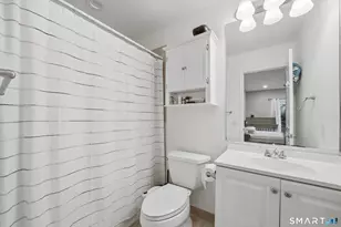 2435 Bedford St, Stamford, CT 06905 - Photo 20