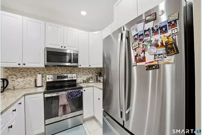 2435 Bedford Street #21C, Stamford, CT 06905 - Photo 10