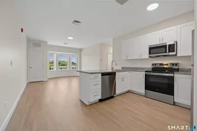 55 Steele Boulevard #310, Berlin, CT 06037 - Photo 2
