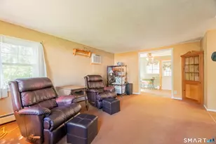 46 Apple St, Wallingford, CT 06492 - Photo 4