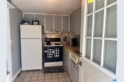 364 Main Street #12, East Haven, CT 06512 - Photo 2