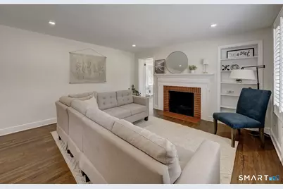 204 Hazard Avenue, Enfield, CT 06082 - Photo 12