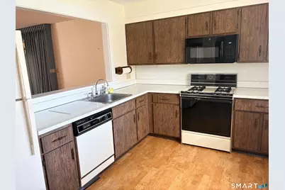 88 South Trail #A, Stratford, CT 06614 - Photo 6
