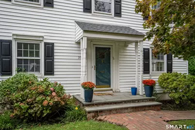 373 Auburn Road, West Hartford, CT 06119 - Photo 2