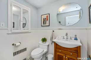 373 Auburn Rd, West Hartford, CT 06119 - Photo 22