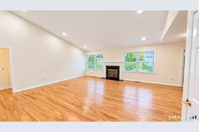 5 North Ridge #5, East Hampton, CT 06424 - Photo 4