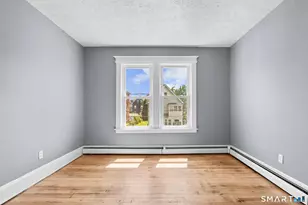 66 Standish St, Hartford, CT 06114 - Photo 14