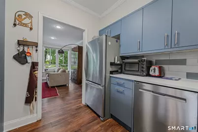 779 Prospect Avenue #4, West Hartford, CT 06105 - Photo 8