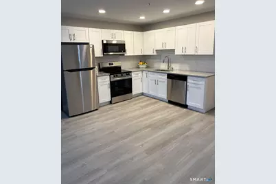 1916 Post Road #C2, Fairfield, CT 06824 - Photo 4