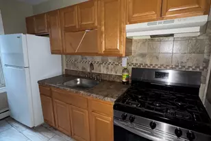 89 Hurlburt St, New Haven, CT 06519 - Photo 1