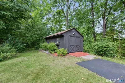 547 Simsbury Road, Bloomfield, CT 06002 - Photo 26