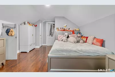 216 Hillside Avenue, Naugatuck, CT 06770 - Photo 16