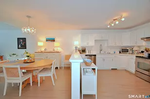 44 Elizabeth Cir, Newtown, CT 06482 - Photo 6