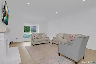 886 Heritage Vlg, Southbury, CT 06488 - Photo 10