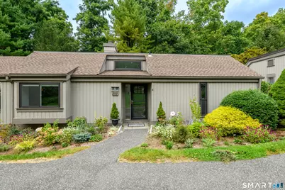 886 Heritage Village #B, Southbury, CT 06488 - Photo 2