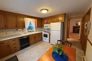 76 Felice Rd, Bristol, CT 06010 - Photo 10