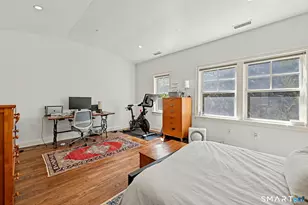 70 Riverdale Ave, Greenwich, CT 06831 - Photo 28