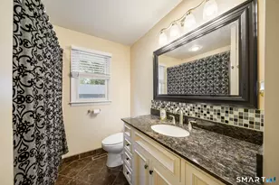 121 Bridgeview Pl, Stratford, CT 06614 - Photo 22
