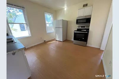 99 Lounsbury Avenue, Waterbury, CT 06706 - Photo 18