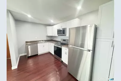 106 Oakwood Avenue #T2, West Hartford, CT 06119 - Photo 4