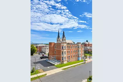 86 Gold Street, New Britain, CT 06053 - Photo 4