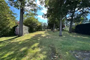 39 Grove Rd, Cromwell, CT 06416 - Photo 6