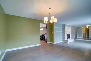 197 Maple Ave, North Haven, CT 06473 - Photo 6