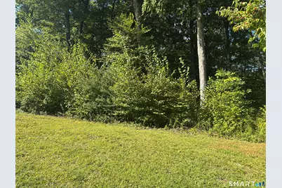 8 Sebastian Trail, Newtown, CT 06470 - Photo 6