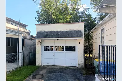 39 Heaton Street, Waterbury, CT 06705 - Photo 14