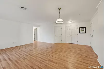 4 Lowe Street #203, Norwalk, CT 06854 - Photo 4