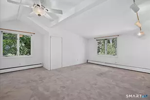 333 Mansfield Rd, North Haven, CT 06473 - Photo 22