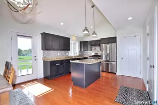 103 Old Village Cir, Windsor, CT 06095 - Photo 8