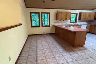 323A Gallup Hill Rd, Ledyard, CT 06339 - Photo 12