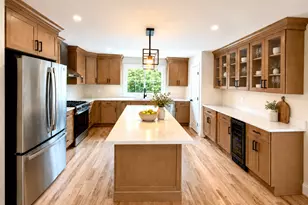 7 Bruno Ct, Seymour, CT 06483 - Photo 4