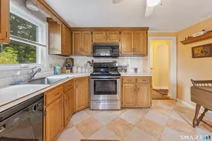 113 Blatchley Ave, Southington, CT 06489 - Photo 14