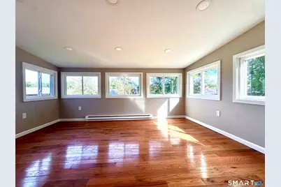 305 Prospect Street, Wethersfield, CT 06109 - Photo 12