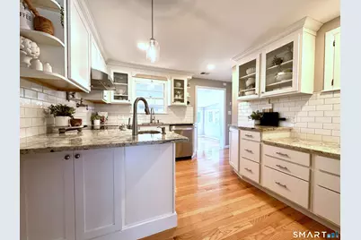 305 Prospect Street, Wethersfield, CT 06109 - Photo 2