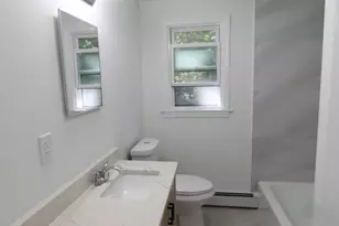 17 Forest Ln, Bloomfield, CT 06002 - Photo 18
