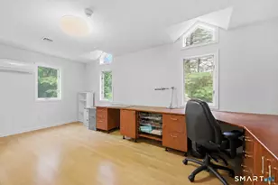 38 Cary Ln, Bloomfield, CT 06002 - Photo 24