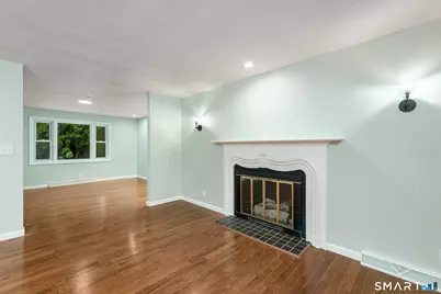 8 Lincoln Avenue, West Hartford, CT 06117 - Photo 10