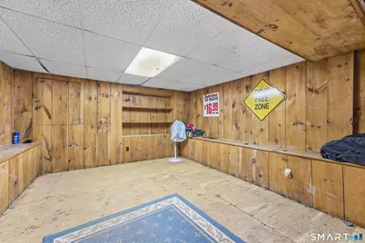 1823 Mountain Road, Suffield, CT 06093 - Photo 32