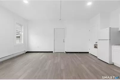 654 Park Street, Hartford, CT 06106 - Photo 4