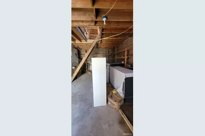16 East Pearl Street, Torrington, CT 06790 - Photo 4