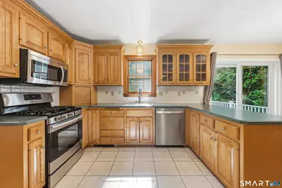 73 Folly Brook Lane, Manchester, CT 06040 - Photo 8
