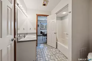 4 Winchester Ct, Farmington, CT 06032 - Photo 10