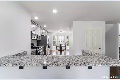 404 Sienna Drive #404, Danbury, CT 06810 - Photo 10